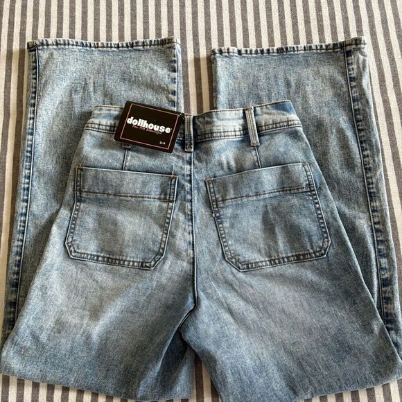 NWT Dollhouse Amber High Rise Wide Leg Jeans Size 3/4 - Picture 2 of 7